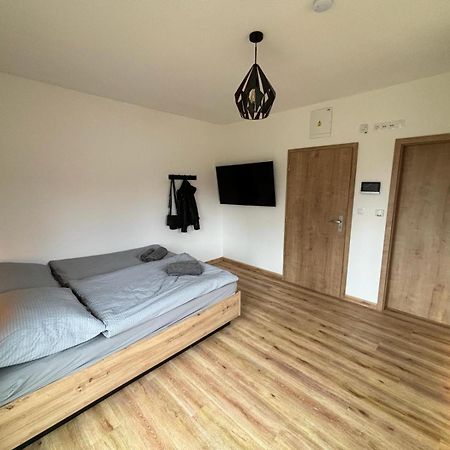 Apartmany U Plaze Lipna - Male Lipno Černá v Pošumaví Dış mekan fotoğraf